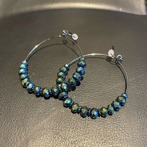 *NEW W/ BOX* Niquea.D Iridescent Jewel Earrings